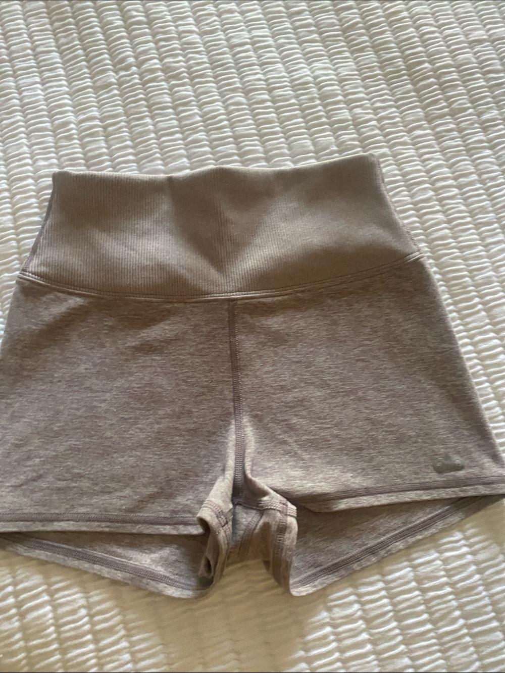 Alo  XS shorts perfect condition